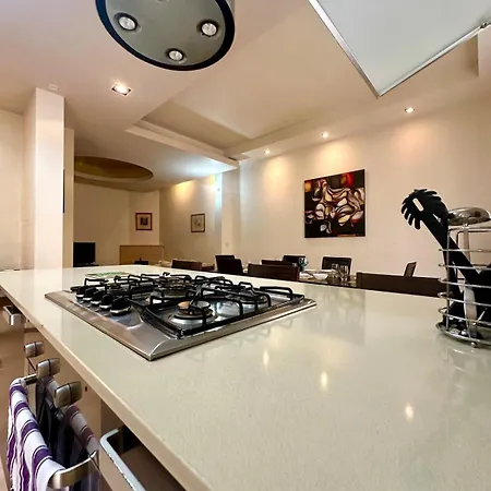 아파트 Traditional St Julian 150m From The Sea, 3 Bedrooms, 3 Bathrooms Saint Julian's