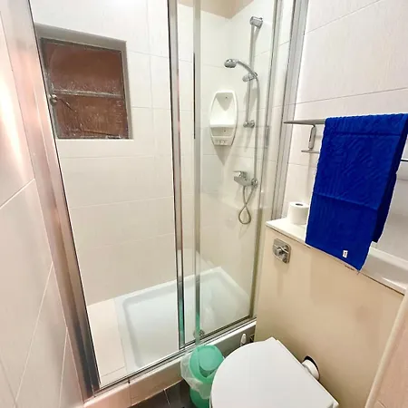 Lejlighed Traditional St Julian 150m From The Sea, 3 Bedrooms, 3 Bathrooms *