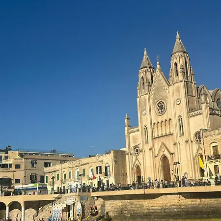 아파트 Traditional St Julian 150m From The Sea, 3 Bedrooms, 3 Bathrooms *