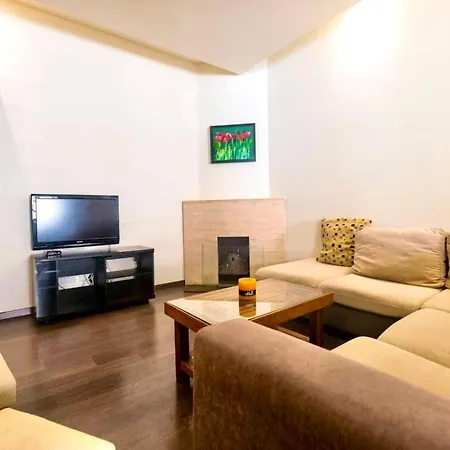 Traditional St Julian 150m From The Sea, 3 Bedrooms, 3 Bathrooms Apartment Saint Julian's