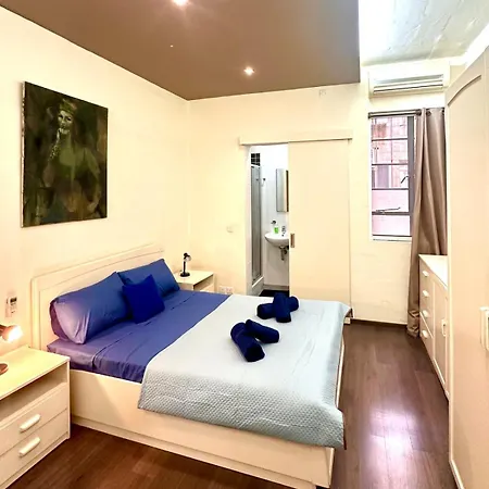 Traditional St Julian 150m From The Sea, 3 Bedrooms, 3 Bathrooms Saint Julian's