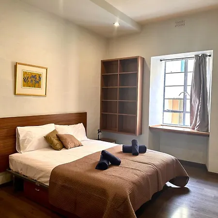 Traditional St Julian 150m From The Sea, 3 Bedrooms, 3 Bathrooms Saint Julian's